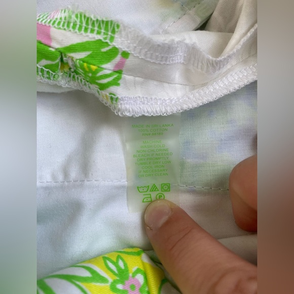 Size 2 Lilly Pulitzer shorts, women’s size 2 shorts - Picture 6 of 10